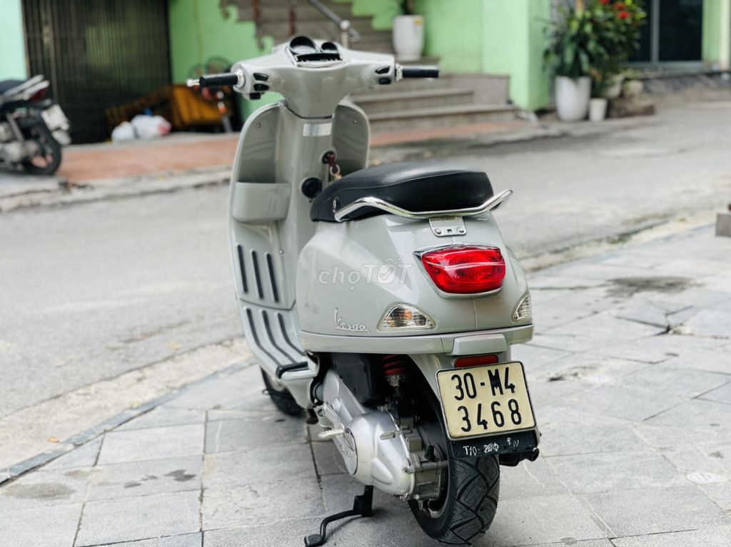 PIAGGIO VESPA 125S XÁM XI MĂNG BIỂN 29. Mua bán Xe máy tại Quận Nam Từ Liêm Hà Nội được đăng bởi MAI HÒA hình 4