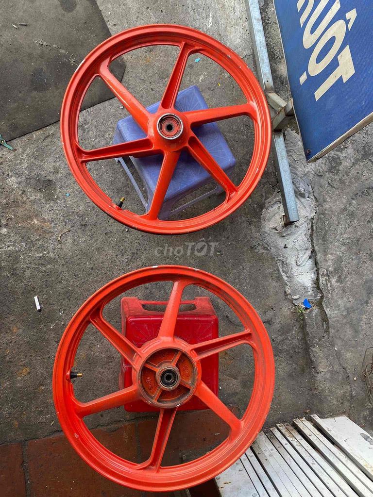 Mâm xe máy CBR 125 Cam Thái Lan , phuộc ex150. Mua bán Phụ tùng xe tại Huyện Hóc Môn Tp Hồ Chí Minh được đăng bởi Tí hình 2