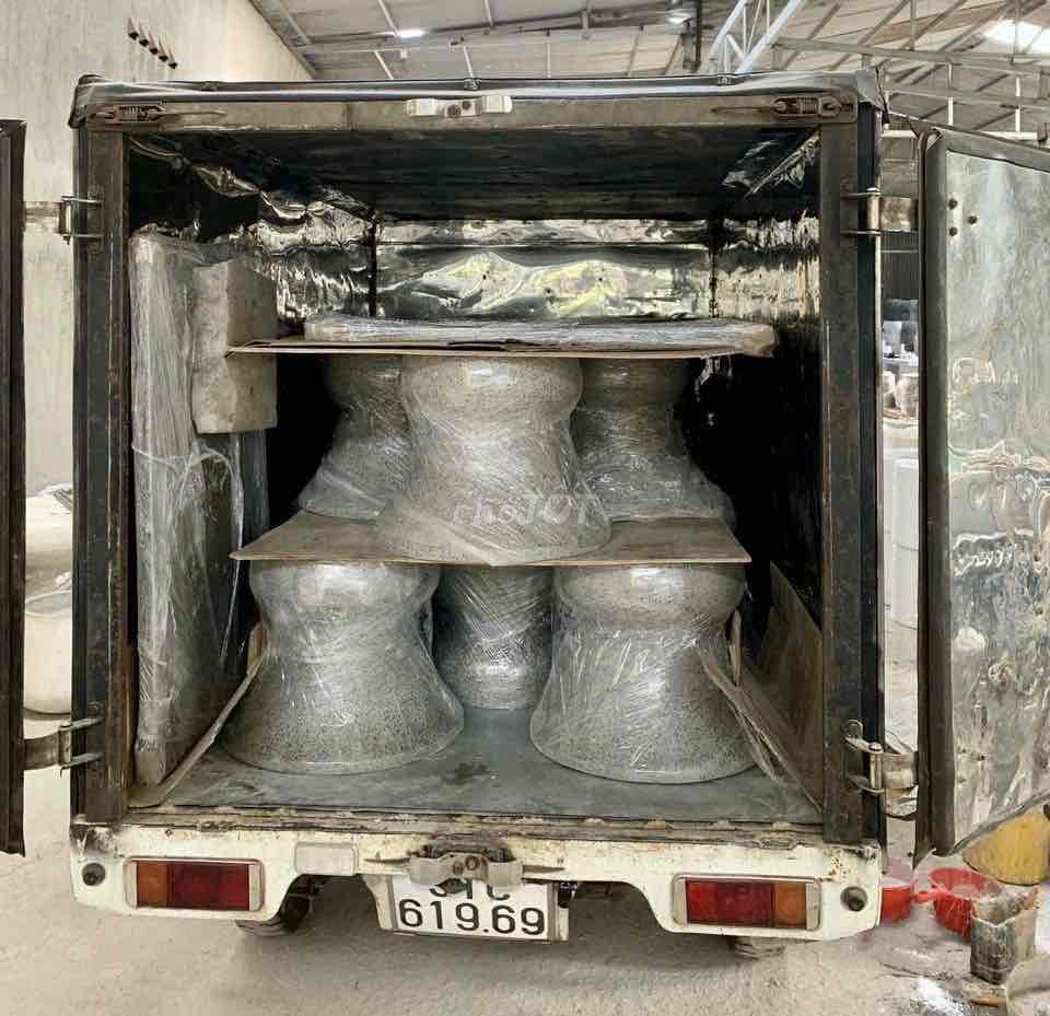 Xả Lỗ chậu cây,chân đôn kê chậu, có ship