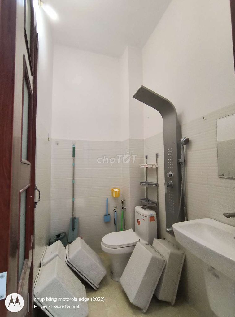 NHÀ HẺM THÔNG 4*17,5M 1 LẦU 2PK - 3PN - 2WC CÓ SÂN ĐỂ XE MÁY