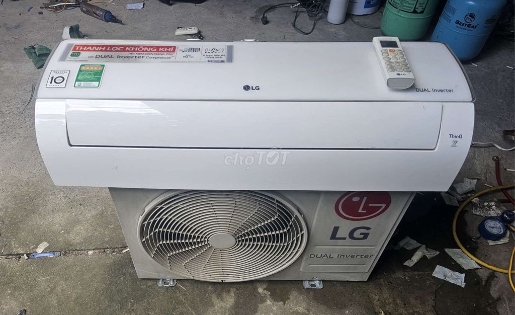 Máy lạnh LG Dual Inverter 1.5 HP Khử khuẩn. Mua bán Máy lạnh, điều hoà tại Quận 12 Tp Hồ Chí Minh được đăng bởi nguyễn hoàng phúc hình 1