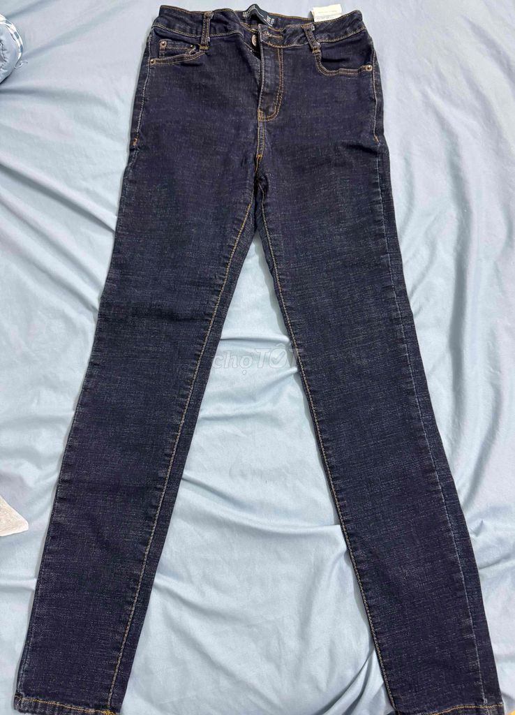 Quần short, quần jeans, váy thun