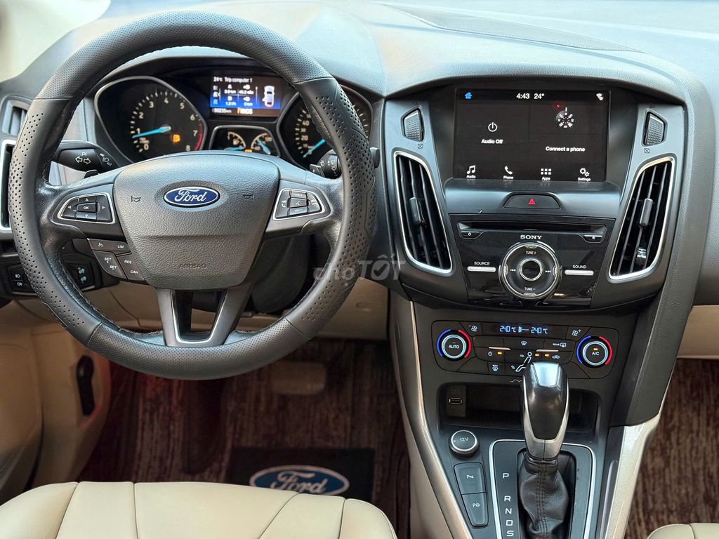 Ford Focus Titanium 2018 Trắng. Mua bán Ô tô tại Quận Bắc Từ Liêm Hà Nội được đăng bởi Lê Đức Dũng hình 10