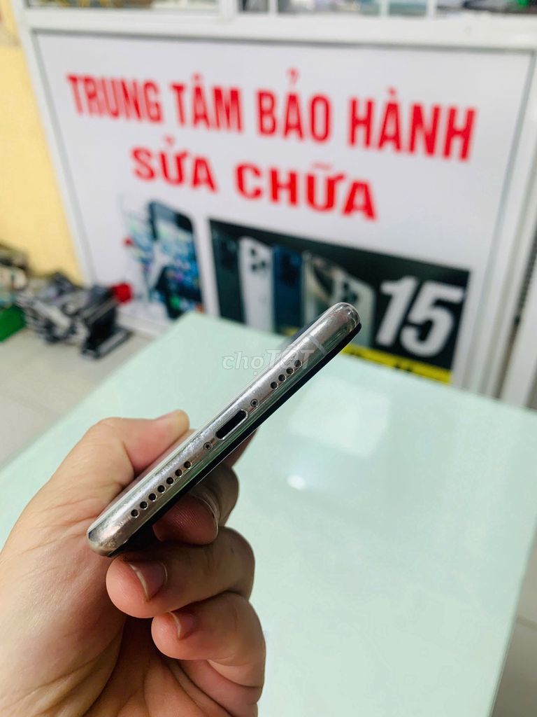 Xs max thay màn full cn