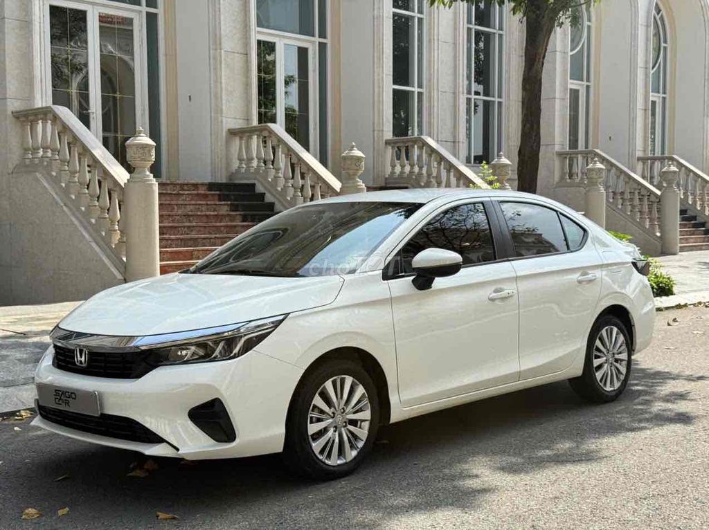 Honda City 2024 L 1.5 AT - 27000 km. Mua bán Ô tô tại Thành phố Dĩ An Bình Dương được đăng bởi Hiển phạm hình 2