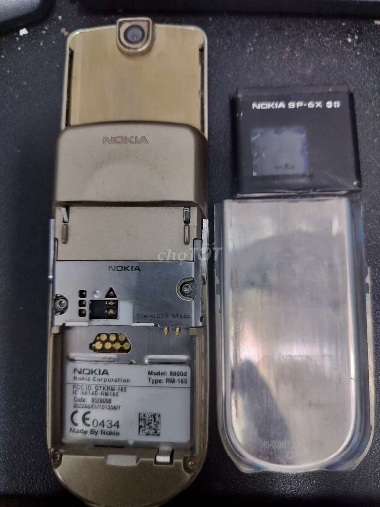 Nokia 8800 Sirocco Gold Vàng. Mua bán Điện thoại tại Huyện Chợ Đồn Bắc Kạn được đăng bởi Tâm hình 1