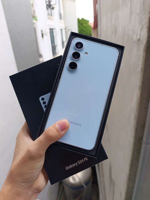 Galaxy S24 FE bản Việt còn áp còn bảo hành hãng. Mua bán Điện thoại tại Quận Bắc Từ Liêm Hà Nội được đăng bởi Kiên Dương