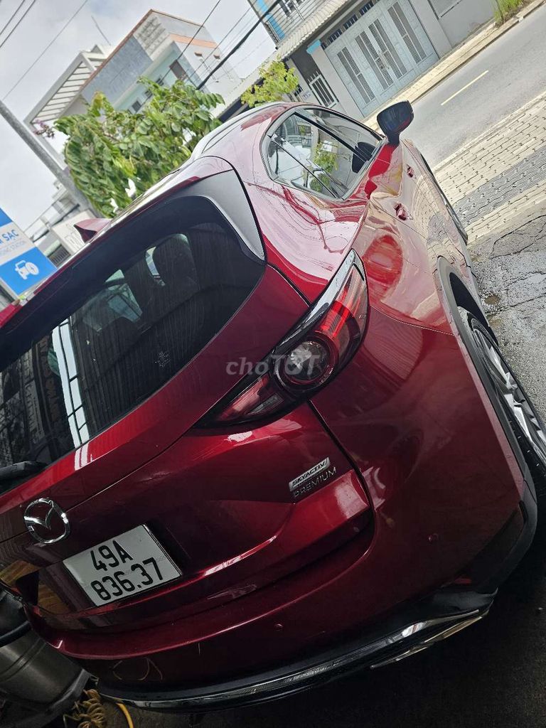 Mazda CX5 2022 Premium 2.0 красный 55000 км