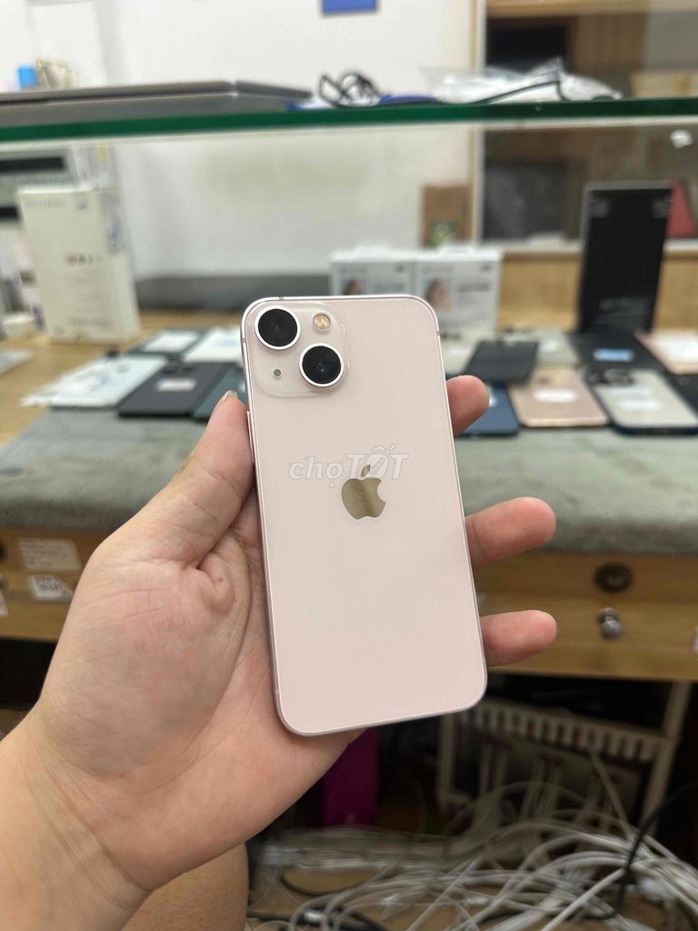 iPhone 13 Mini 128GB Hồng, Bản Quốc Tế. Mua bán Điện thoại tại Quận Đống Đa Hà Nội được đăng bởi Hoàng quân store hình 1
