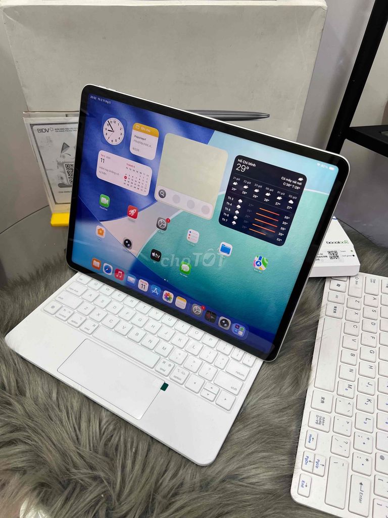 IPAD PRO 12.9IN 128G THẾ HỆ 5. Mua bán Máy tính bảng tại Thành phố Thủ Dầu Một Bình Dương được đăng bởi ipad gíá sỉ Đào Long hình 1
