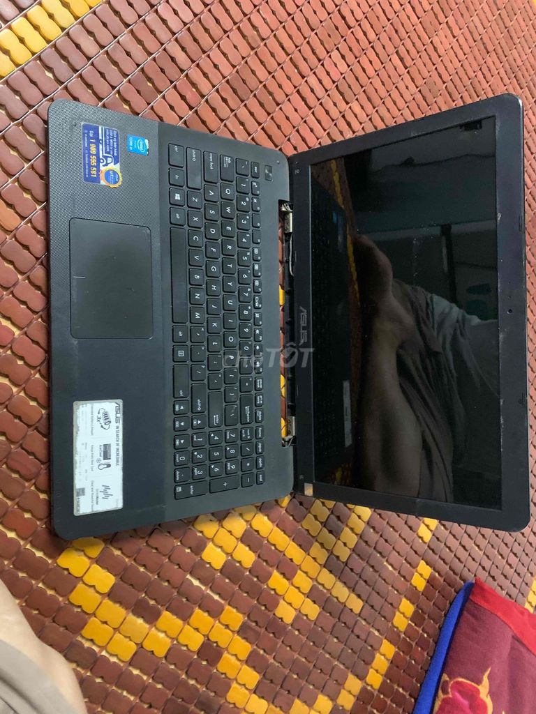 lắp tốp coi5 5200U t hình