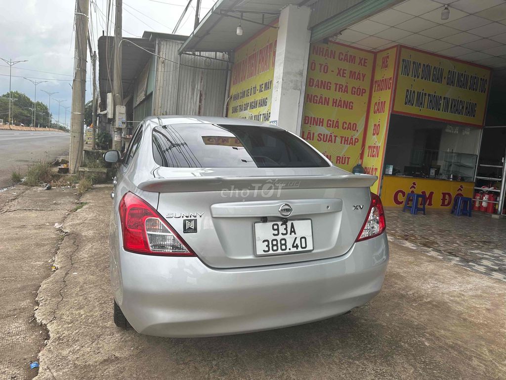 Nissan Sunny 2016 XV - 120000 km. Mua bán Ô tô tại Thành phố Đồng Xoài Bình Phước được đăng bởi Cầm Đồ Tiến Phát hình 4