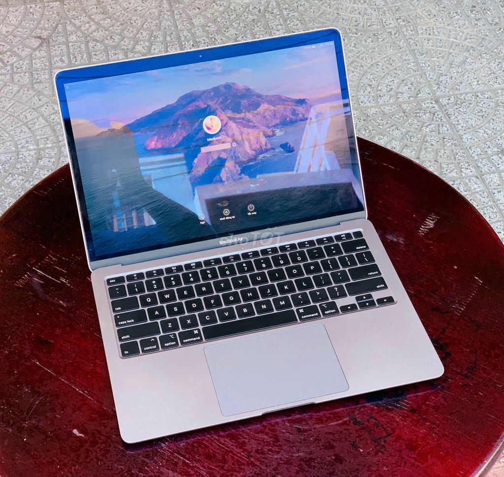 Macbook Air 2020 13" 8/256GB i5