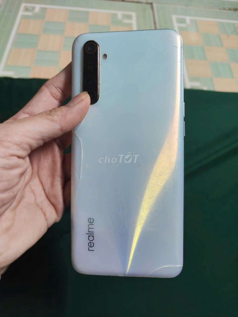 Realme 6 Trắng Đã sử dụng. Mua bán Điện thoại tại Quận 8 Tp Hồ Chí Minh được đăng bởi le tran phuc hình 1