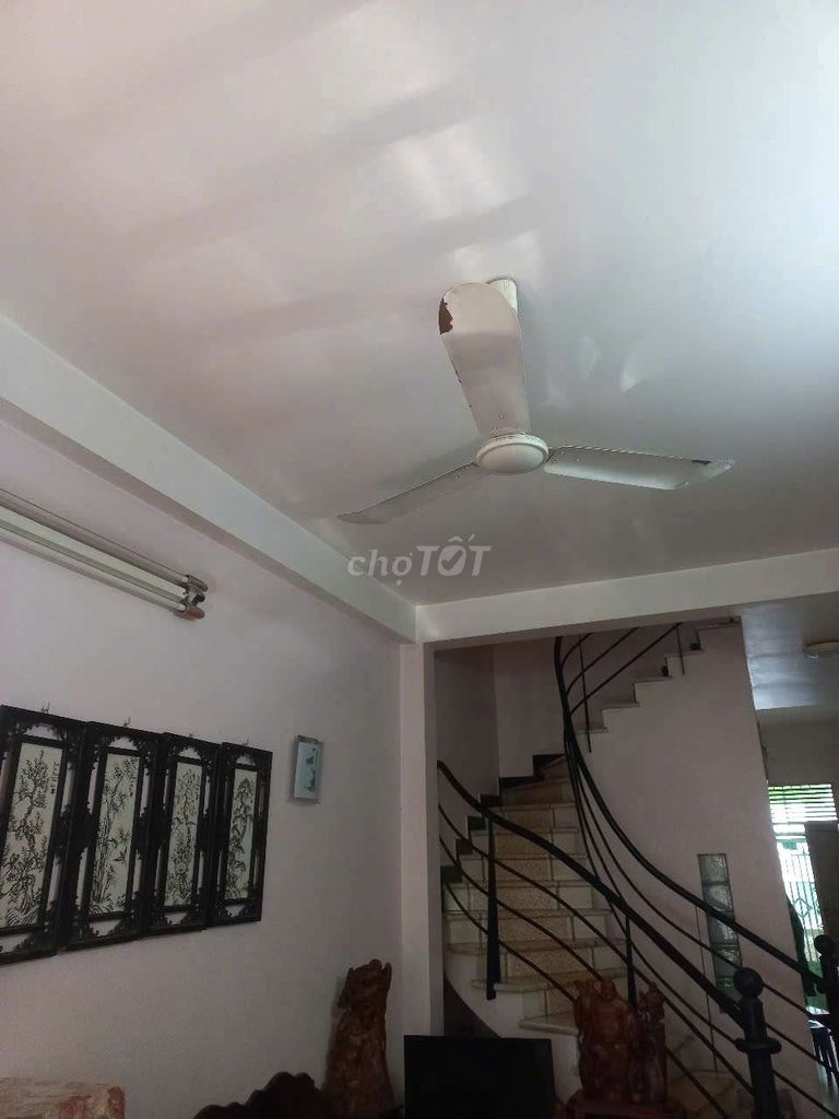 Định cư Úc bán nhà 4 tầng Phan Đình Phùng, P. 17 - 49m2 giá nhỉnh 8