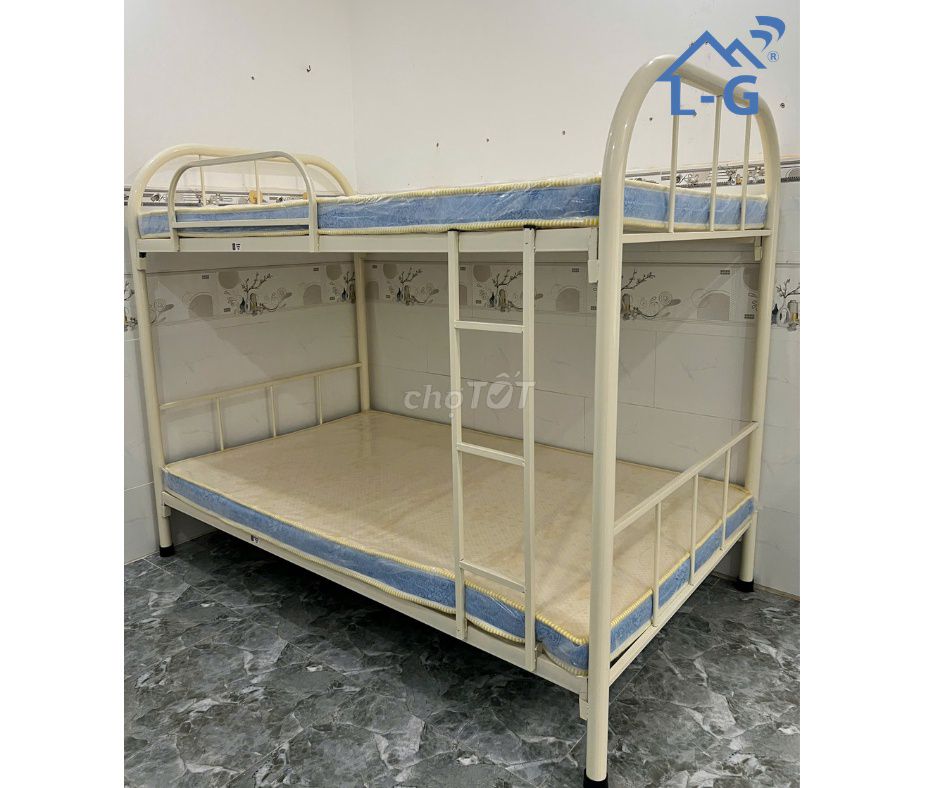 Giường tầng sắt Giường tầng sắt Giường tầng sắt . Mua bán Giường, chăn ga gối nệm tại Huyện Châu Thành Long An được đăng bởi Lâm Gia Home hình 1