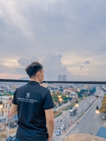 Hoà Hồ Authentic 