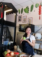 CÔ QUYÊN 