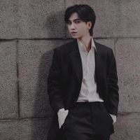 J.Lee Tuấn