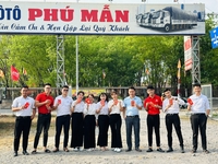 PHU MAN XE TAI MOI CU