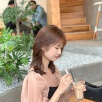 Hồng Nhung