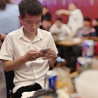 Huy Ngọng