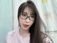 Bé Út Phụ Kiện