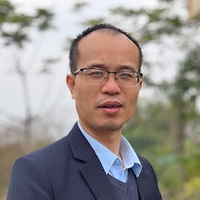 HOÀNG TRUNG THÀNH