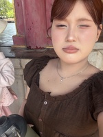 K Q