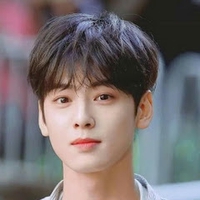 Thúy Hoàng
