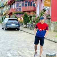 Quang Nguyễn