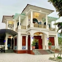 Người Xây Tổ Ấm
