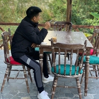 Ethan Trần