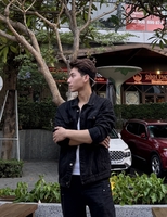 Việt Lê