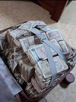 Tiền Ôi Đấm Nhau Không