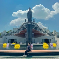 Quyên