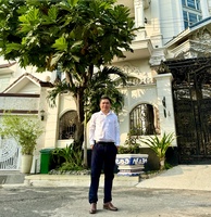 Tây Nhà Thật