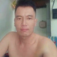 Hùng Chứ Ai