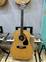 Guitar Nhật