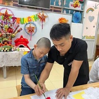 Hồng Minh