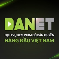 DMax Logo