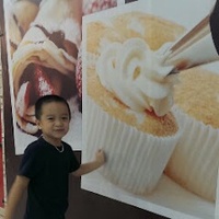 THANH LA NGOC