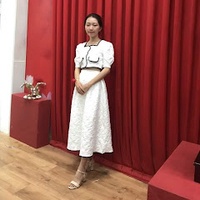 Vân Lê