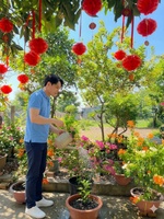 Mr Tung