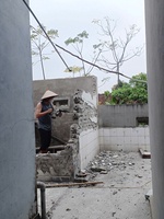 M Hiện