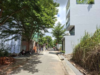 Plot of land 85 m² · Đường Nguyễn Văn Tạo