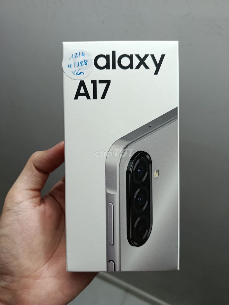 Samsung A17 128GB Xám Việt Nam. Mua bán Điện thoại tại Huyện Nhơn Trạch Đồng Nai được đăng bởi Khoa Truong hình 1