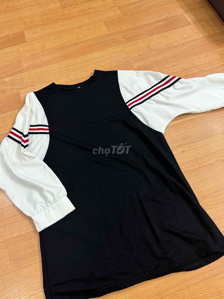 Đầm Nữ Vải Thun Đen Trắng Trẻ Trung. Mua bán Quần áo tại Thành phố Lạng Sơn Lạng Sơn được đăng bởi Vân Anh hình 1