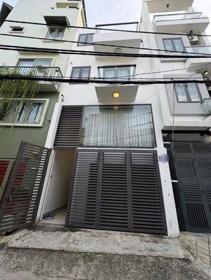 Townhouse 80 m² · 4 bed · Đường Bùi Đình Tuý
