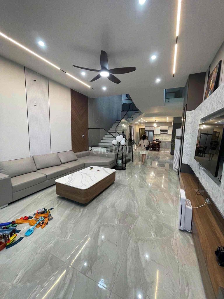 Furnished 4-bedroom house in Hòa Xuân, 5 min to the sea — photo 1